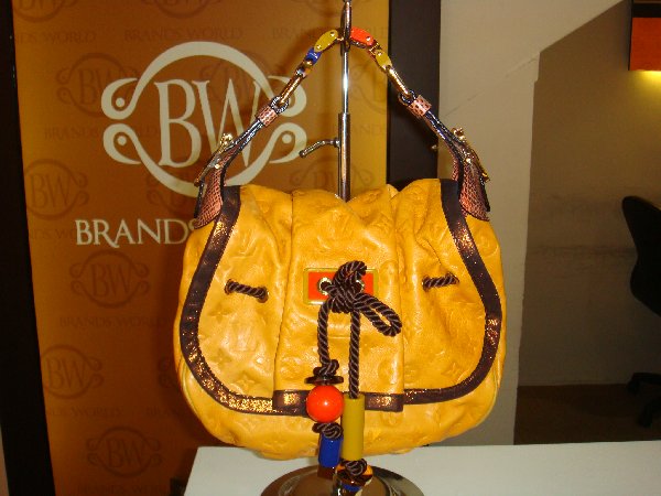 Brands World Leather Spa