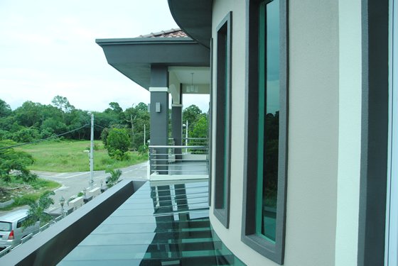 Awning (Timber And Tempered Glass)