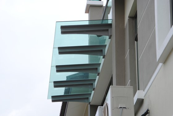 Awning (Timber And Tempered Glass)