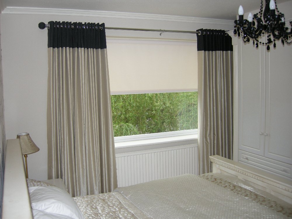 Eye Led Style Curtain