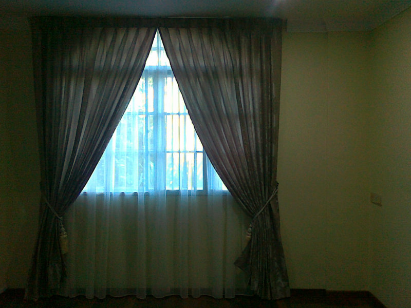 Curtain