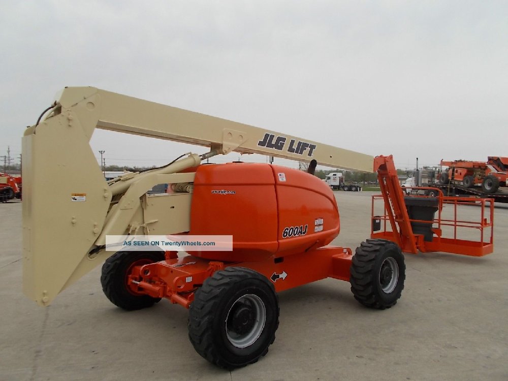 jlg 600 AJ BOOM LIFT SALE IN JOHOR BAHRU