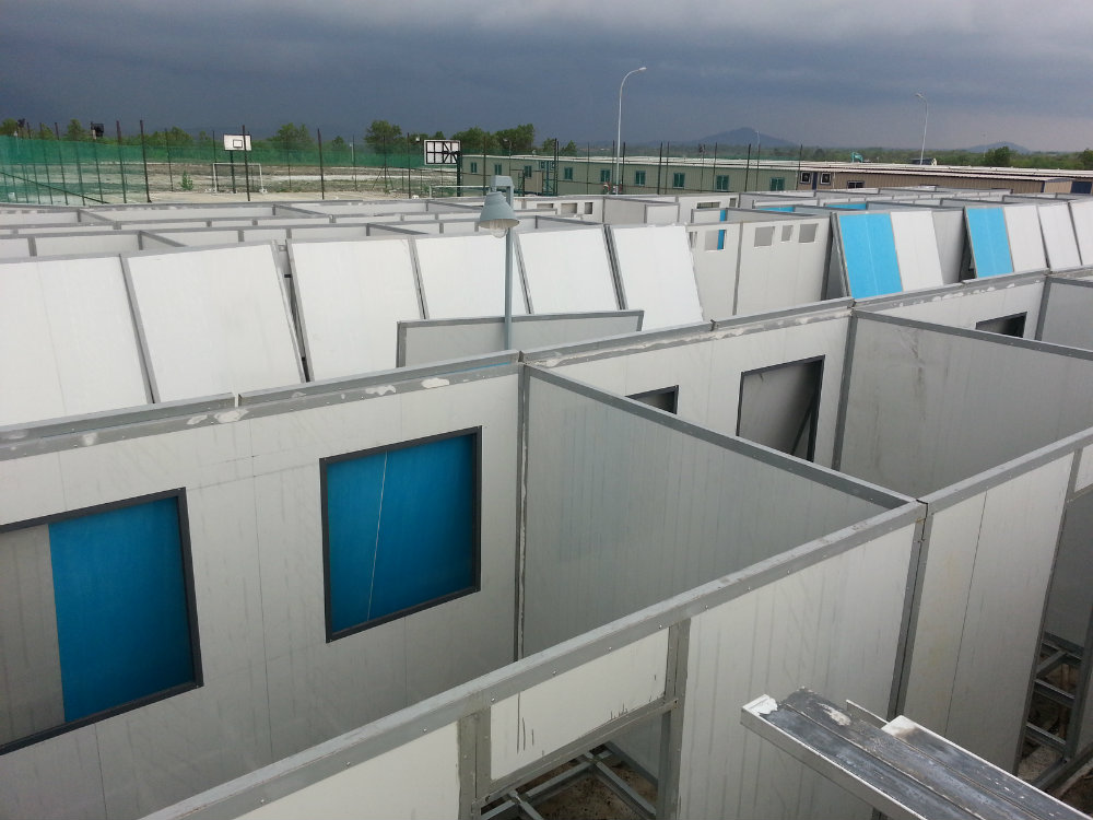 Start installation prefab house for labour accommodation at 