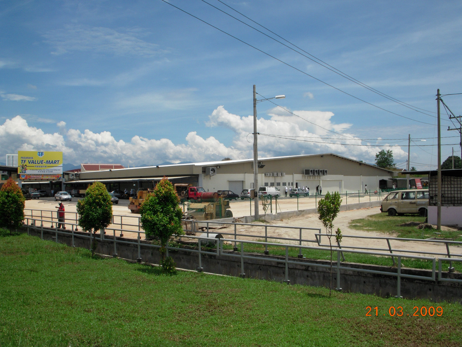 General View to TF Value Mart at Batu Gajah