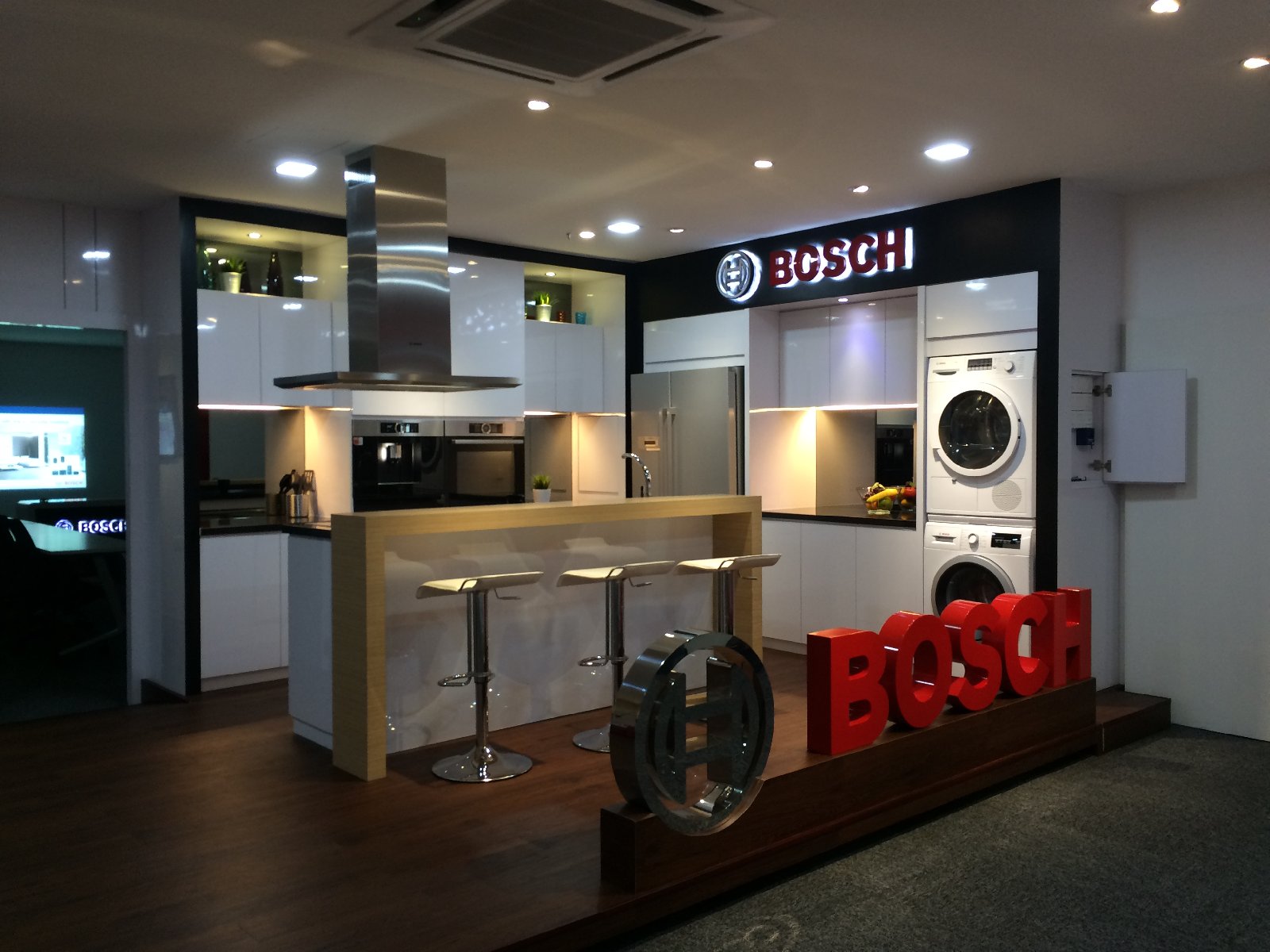 new office work completed . Robert Bosch Sdn Bhd Johor Bahru . Wisma SP Setia Bukit Indah new office work completed . Robert Bosch Sdn Bhd Johor Bahru . Wisma SP Setia Bukit Indah