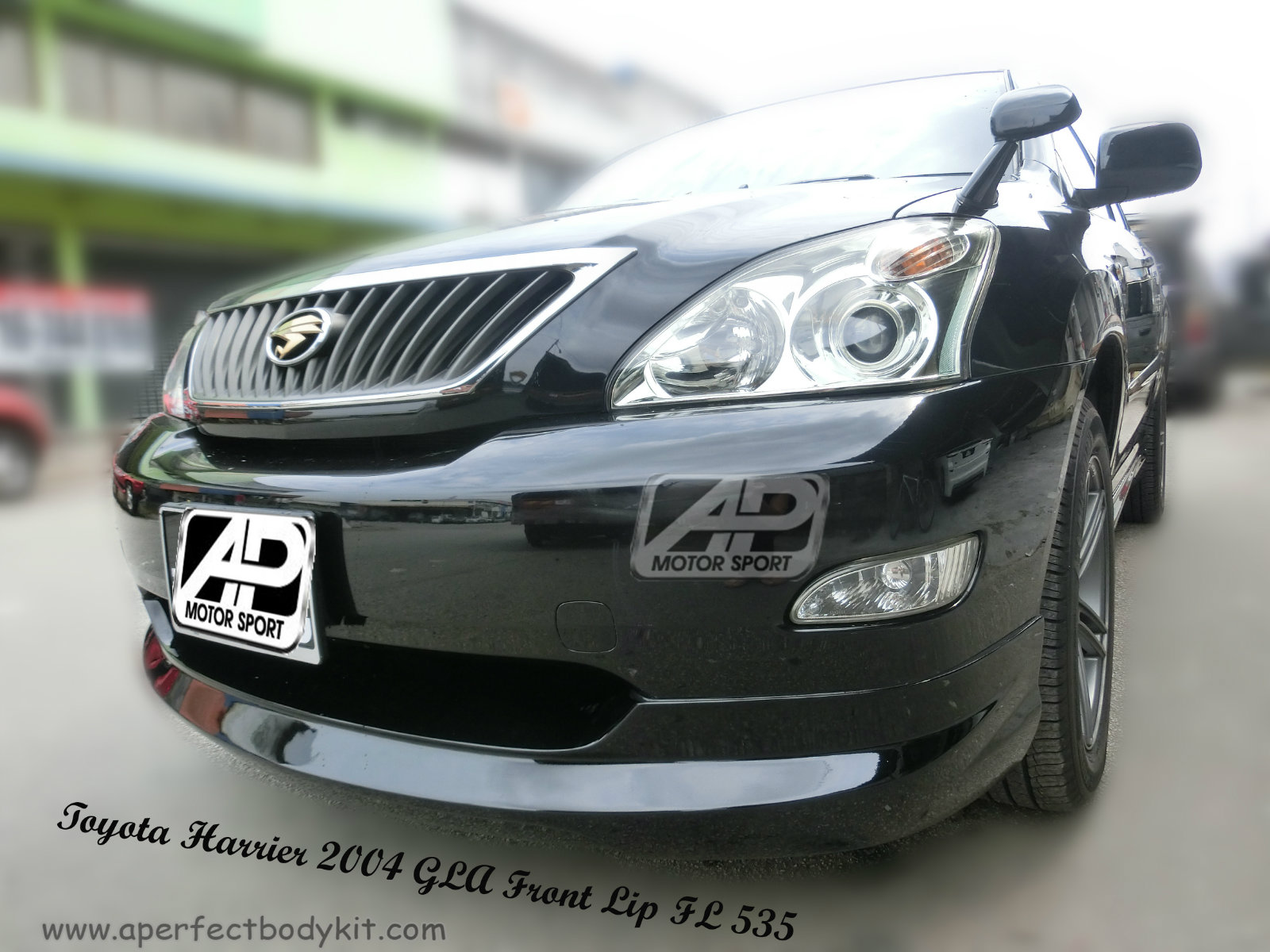 Toyota Harrier 2004 GLA Bodykits 