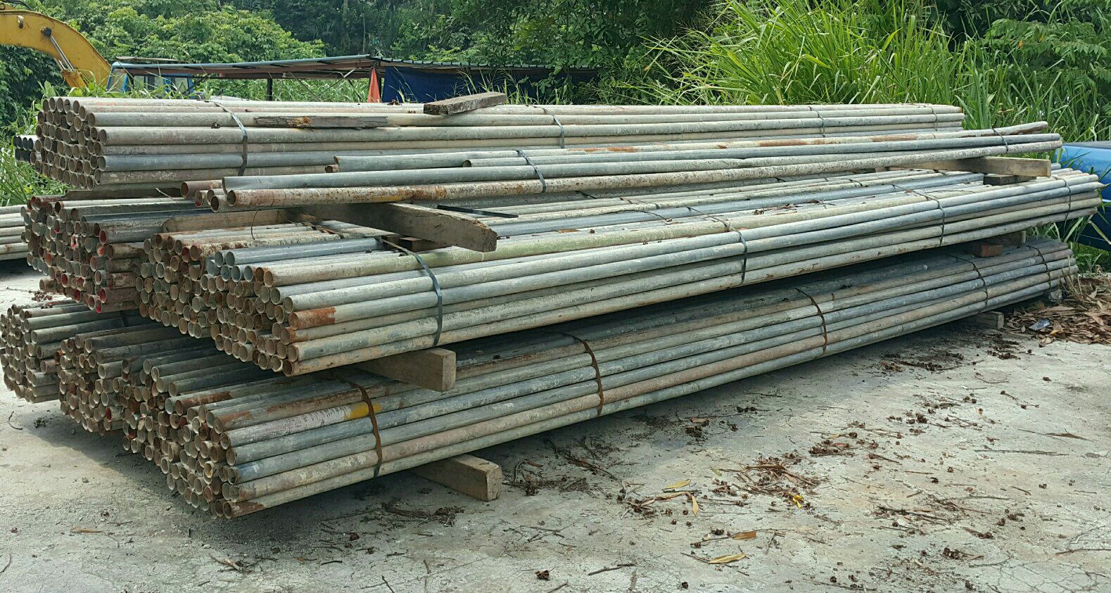 G.I.Pipe 6 meter