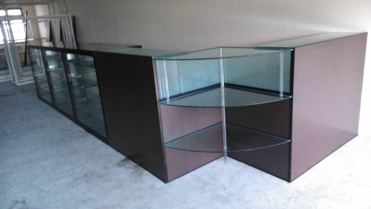 Alum Display Cabinet