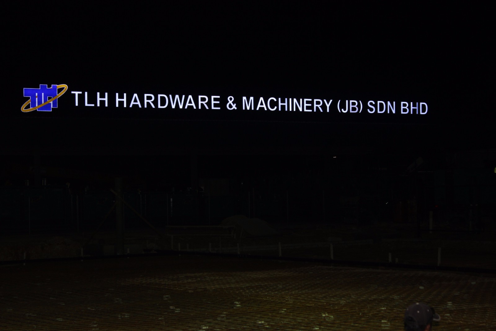 Front-lit Lettering + Logo_TLH (6)