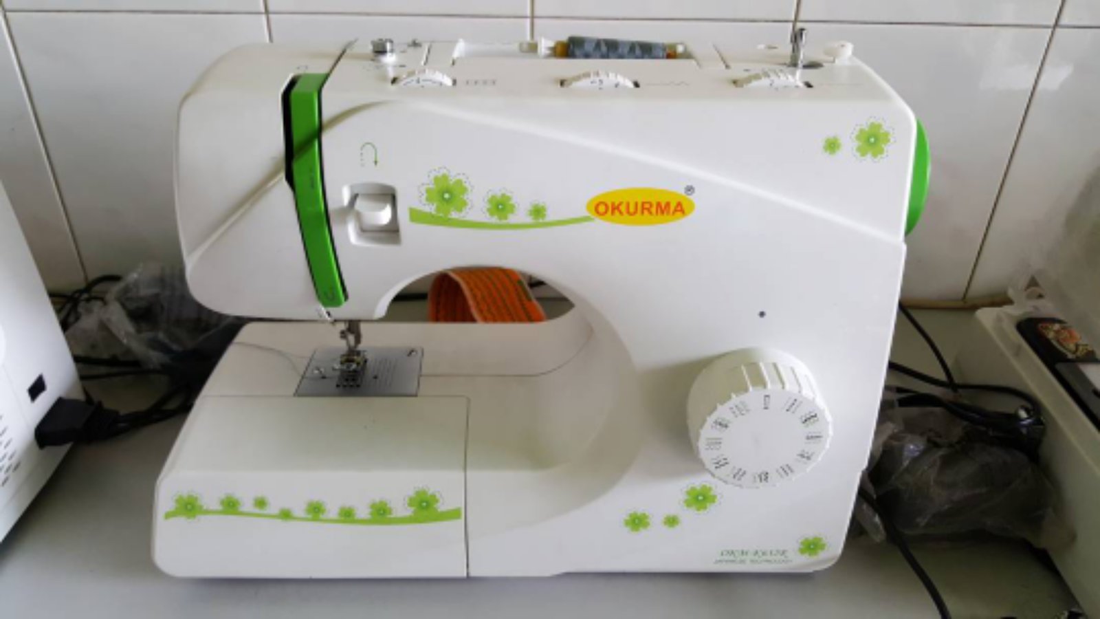 Okurma Portable Zie Zig Sewing Machine