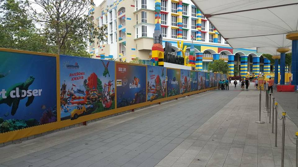 Legoland Hoarding