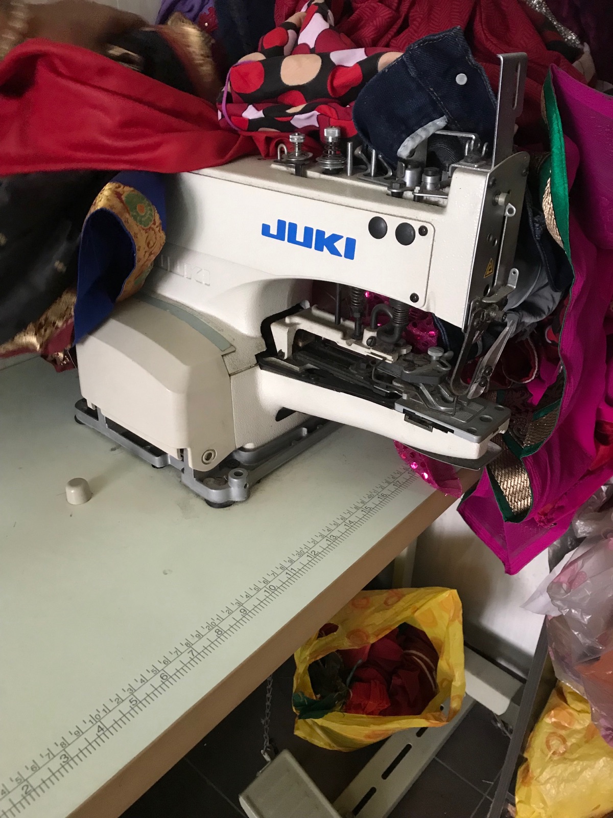 Second Hand Juki Sewing Butting Machine
