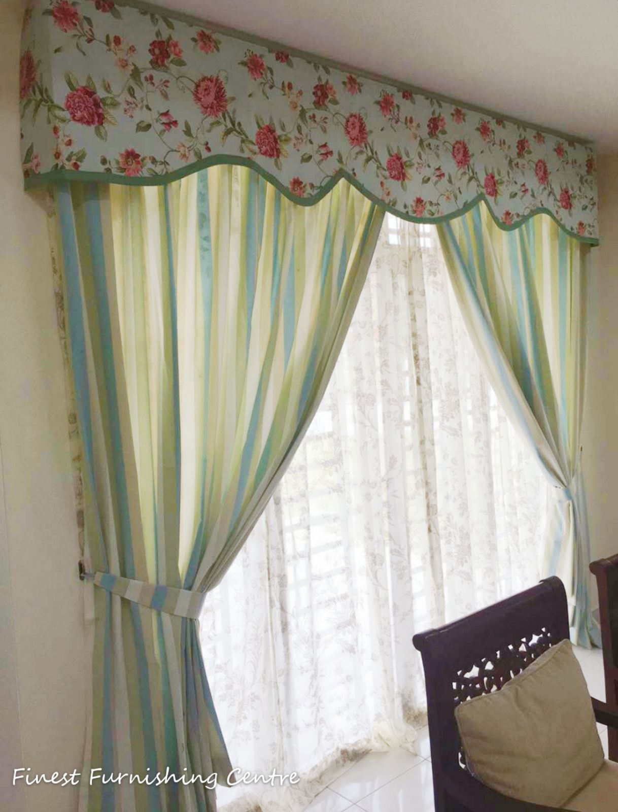 Curtain