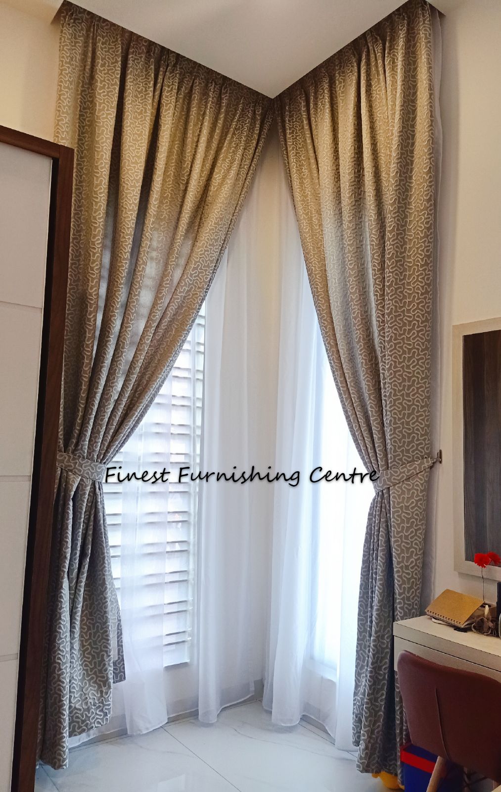 Curtain -Pekan Nanas, Johor