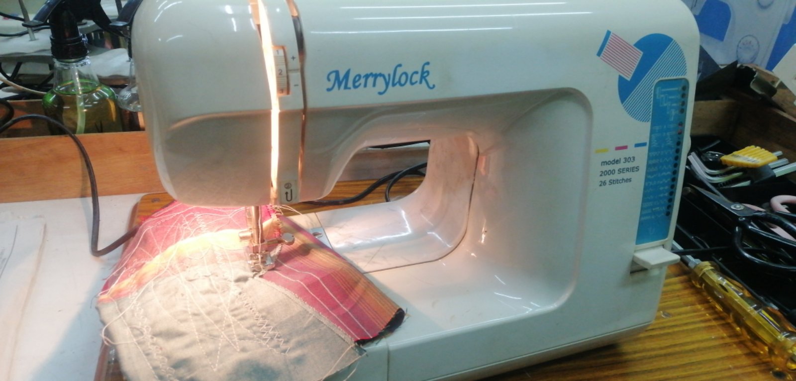 Second Hand Portable Sewing Machine 
