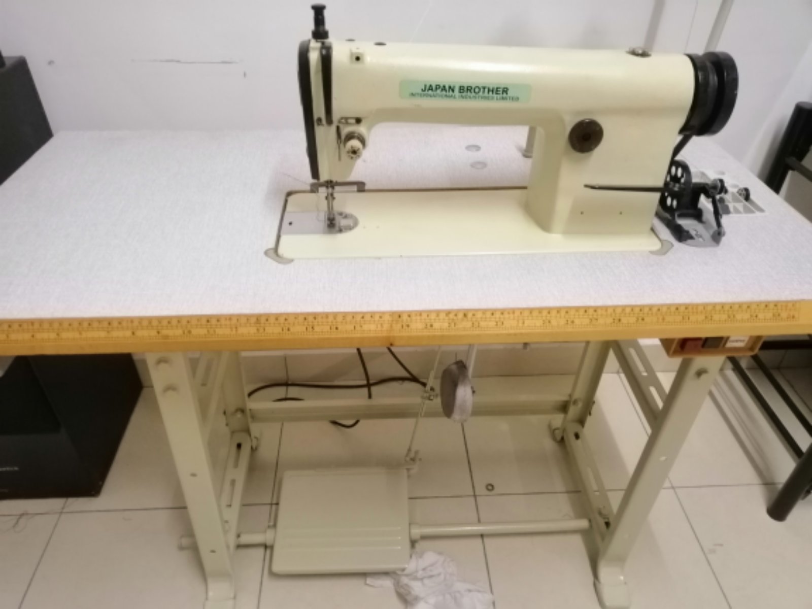 Japan Brother Hi Speed Sewing machine 
