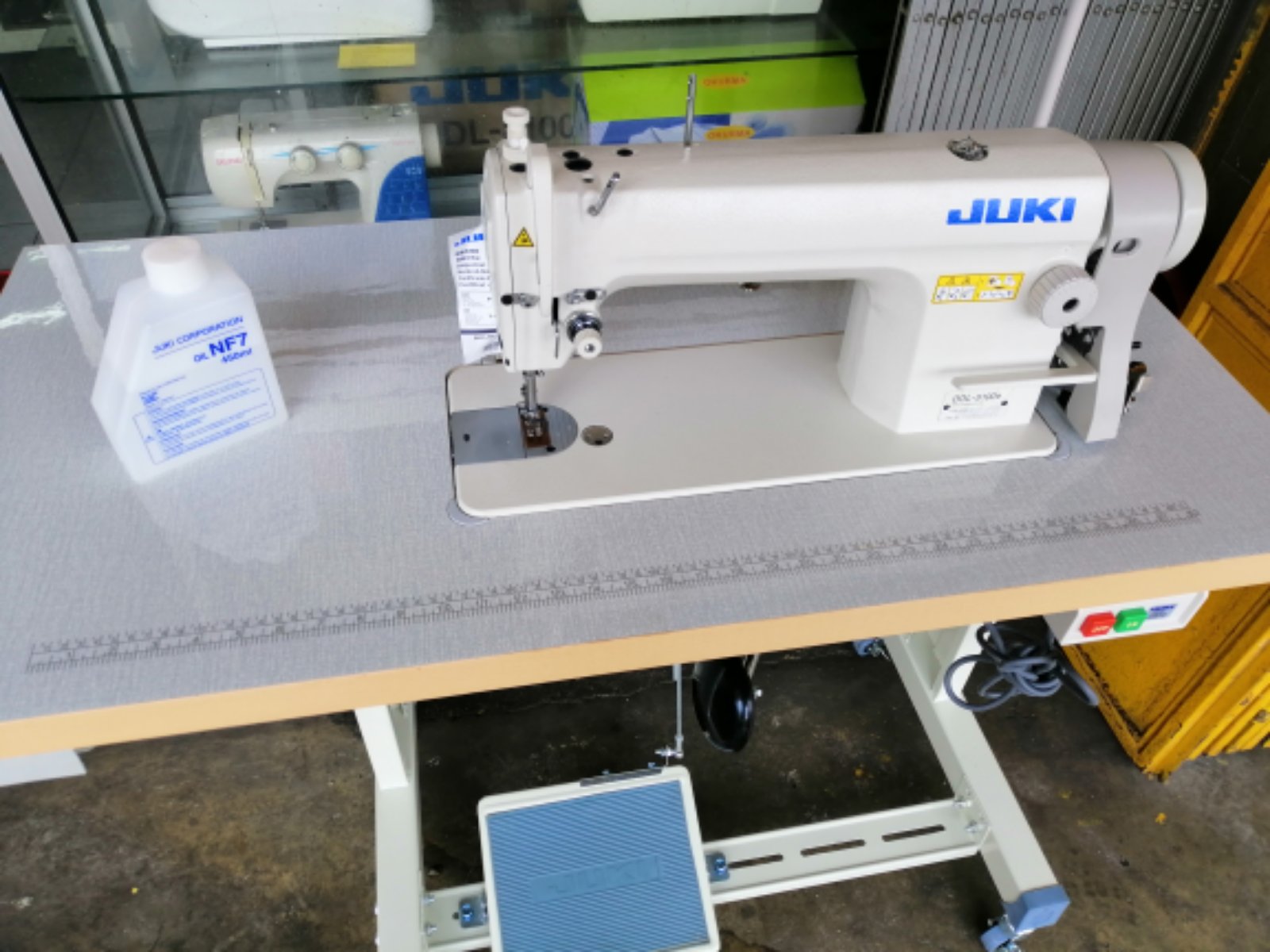 New Juki Hi Speed Sewing machine 