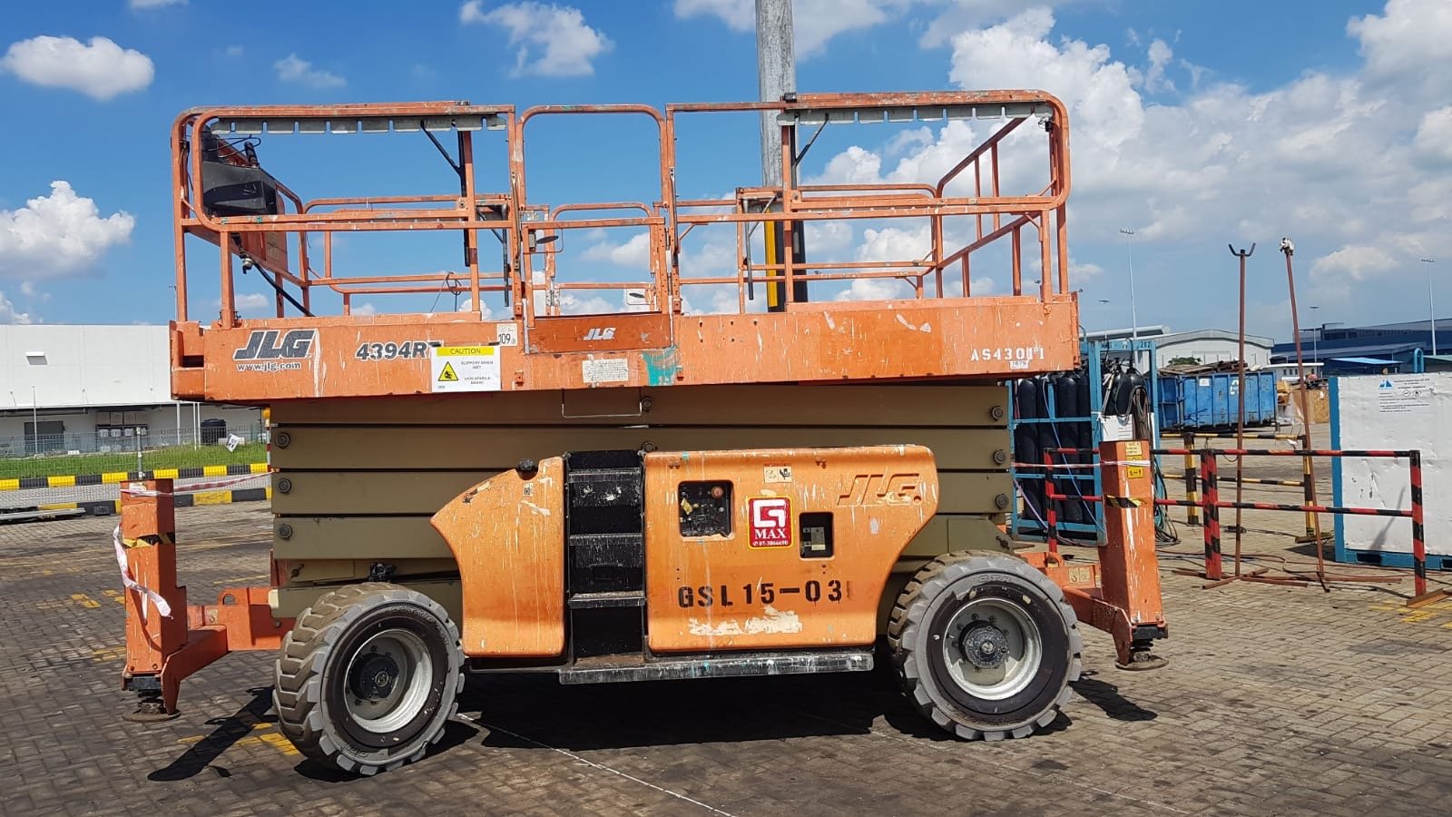 JLG SCISSOR FOR RENTAL - Johor Bahru, SELANGOR AND Kuala Lumpur