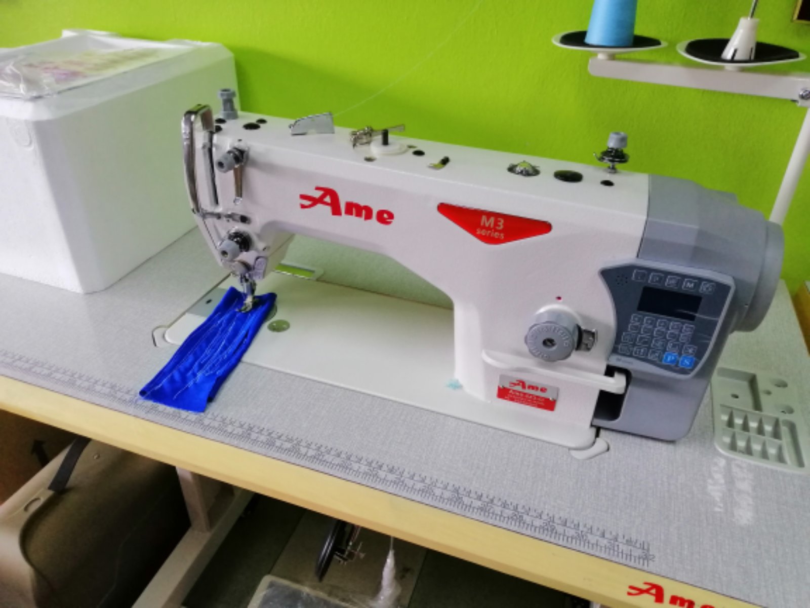 New Ame Automatik Direct Drive Motor Sewing Machine 