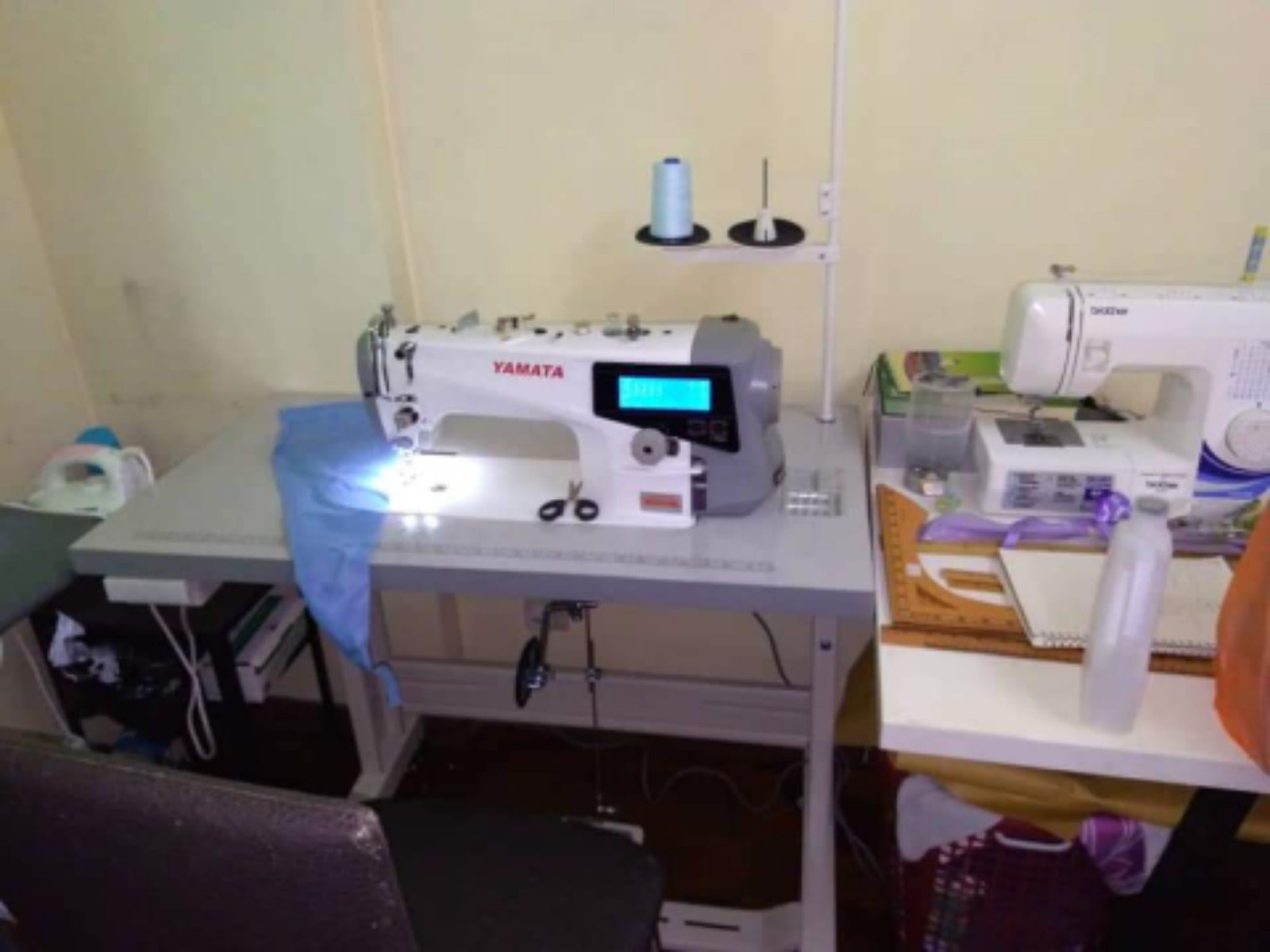 Yamata Industrial Automatik Direct Drive Motor Sewing Machine 