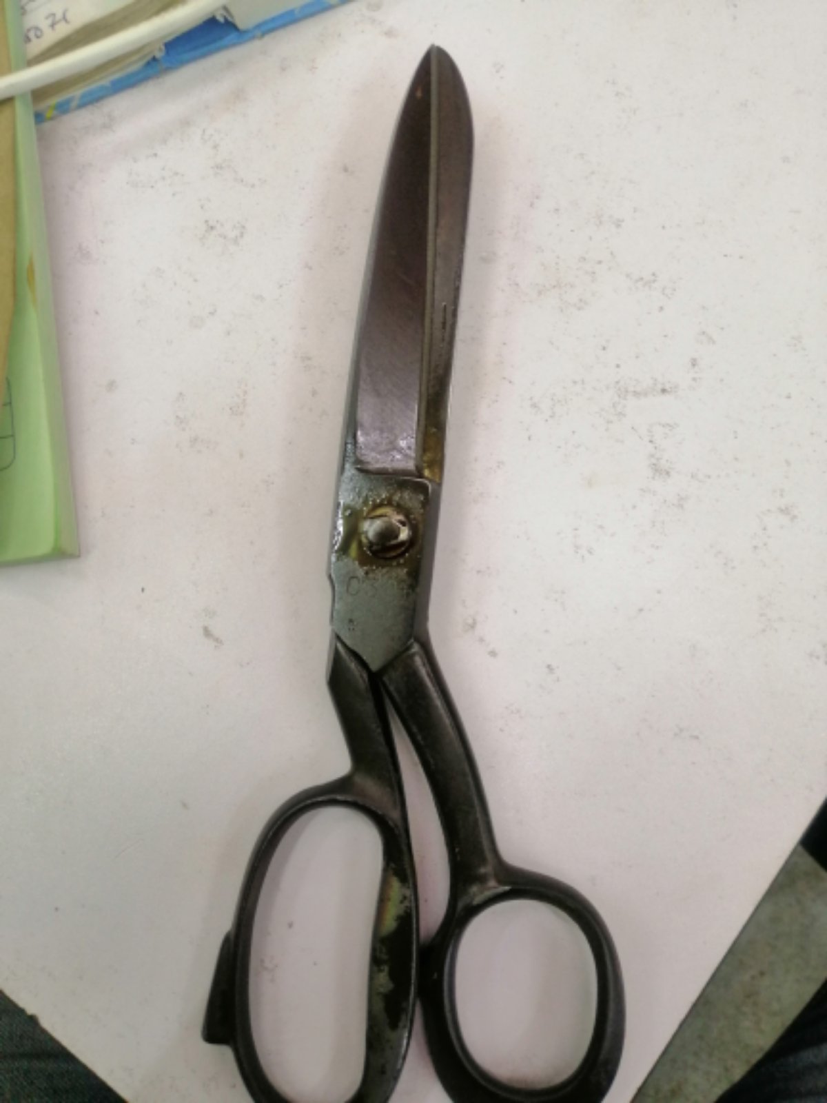 Grinding scissors