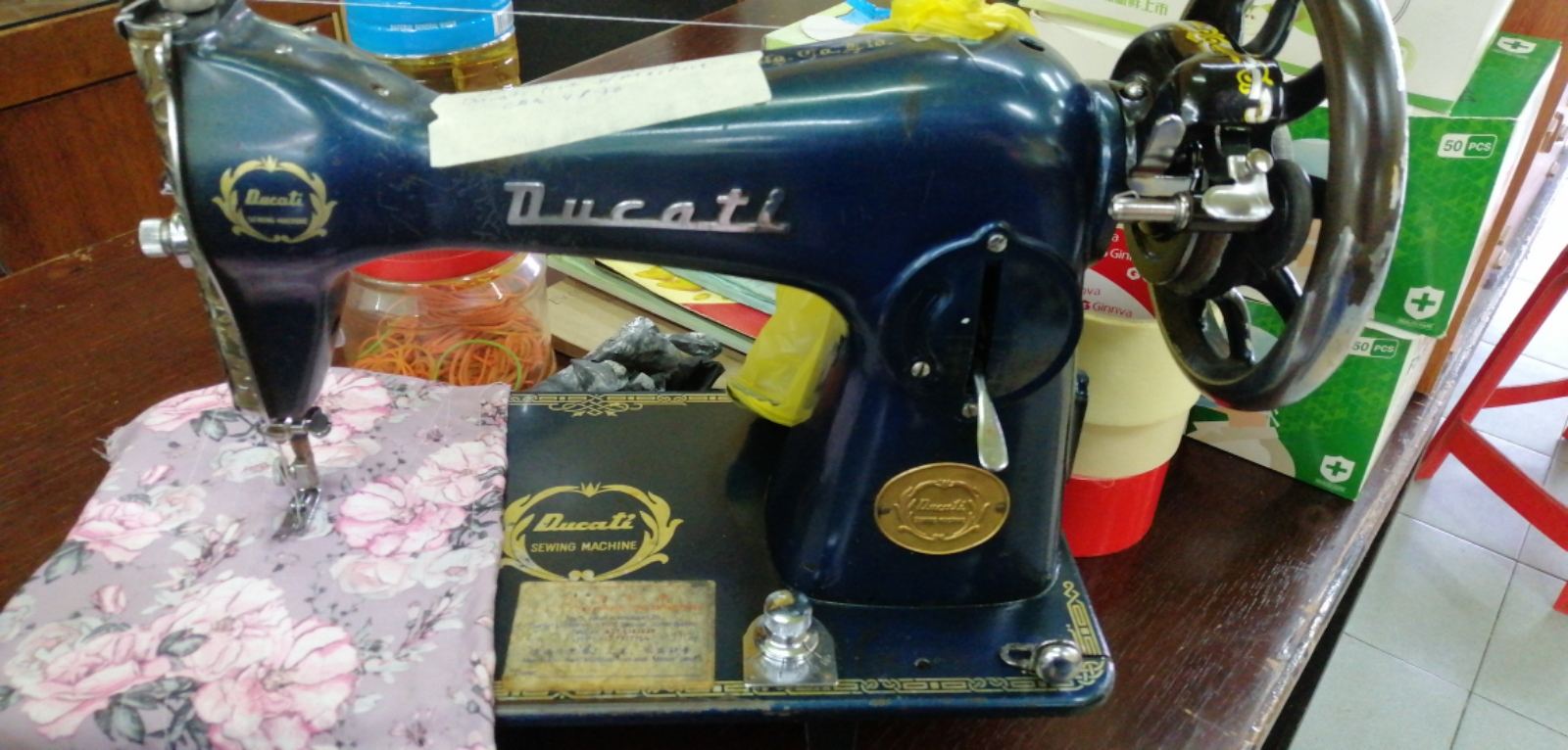 Ducati Antique Sewing Machine 