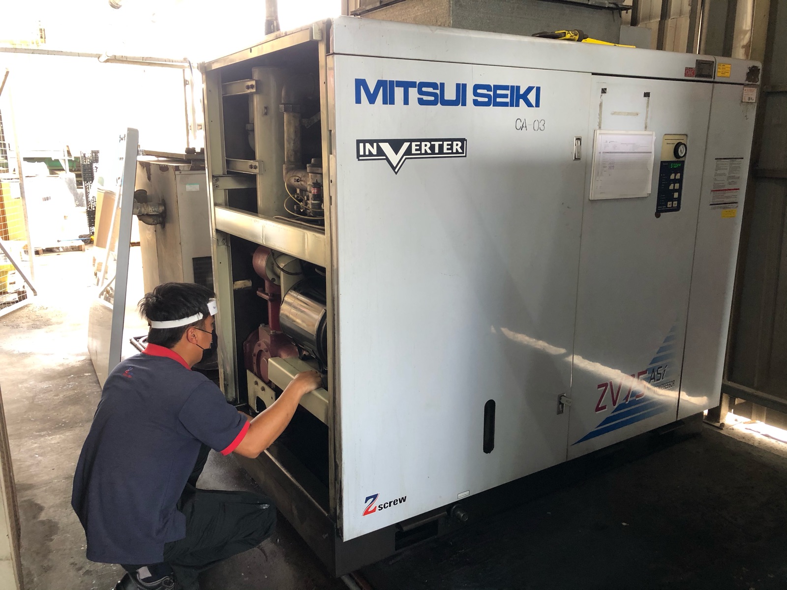 Repair 100 HP Mitsui Seiki Inverter Type Air Compressor ZV75ASi 