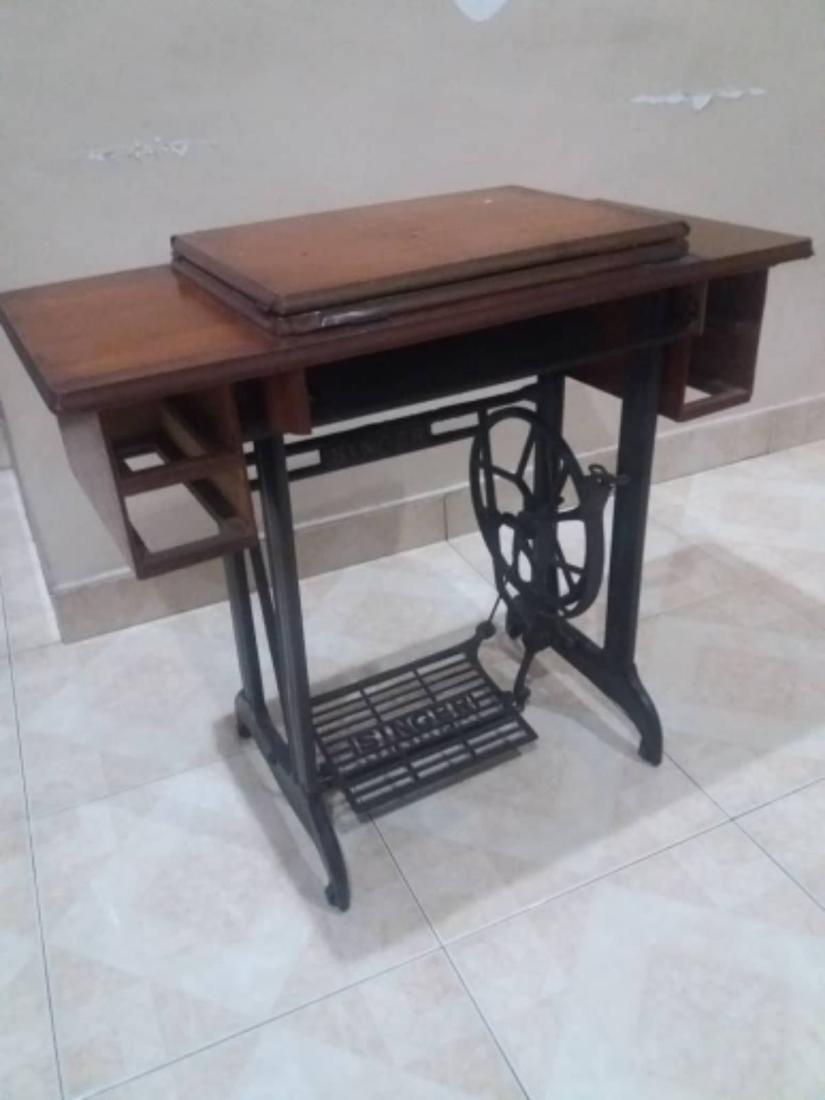 JOB CHANGE OLW TABLE FOR ANTIQUE SINGER SEWING MACHINE 