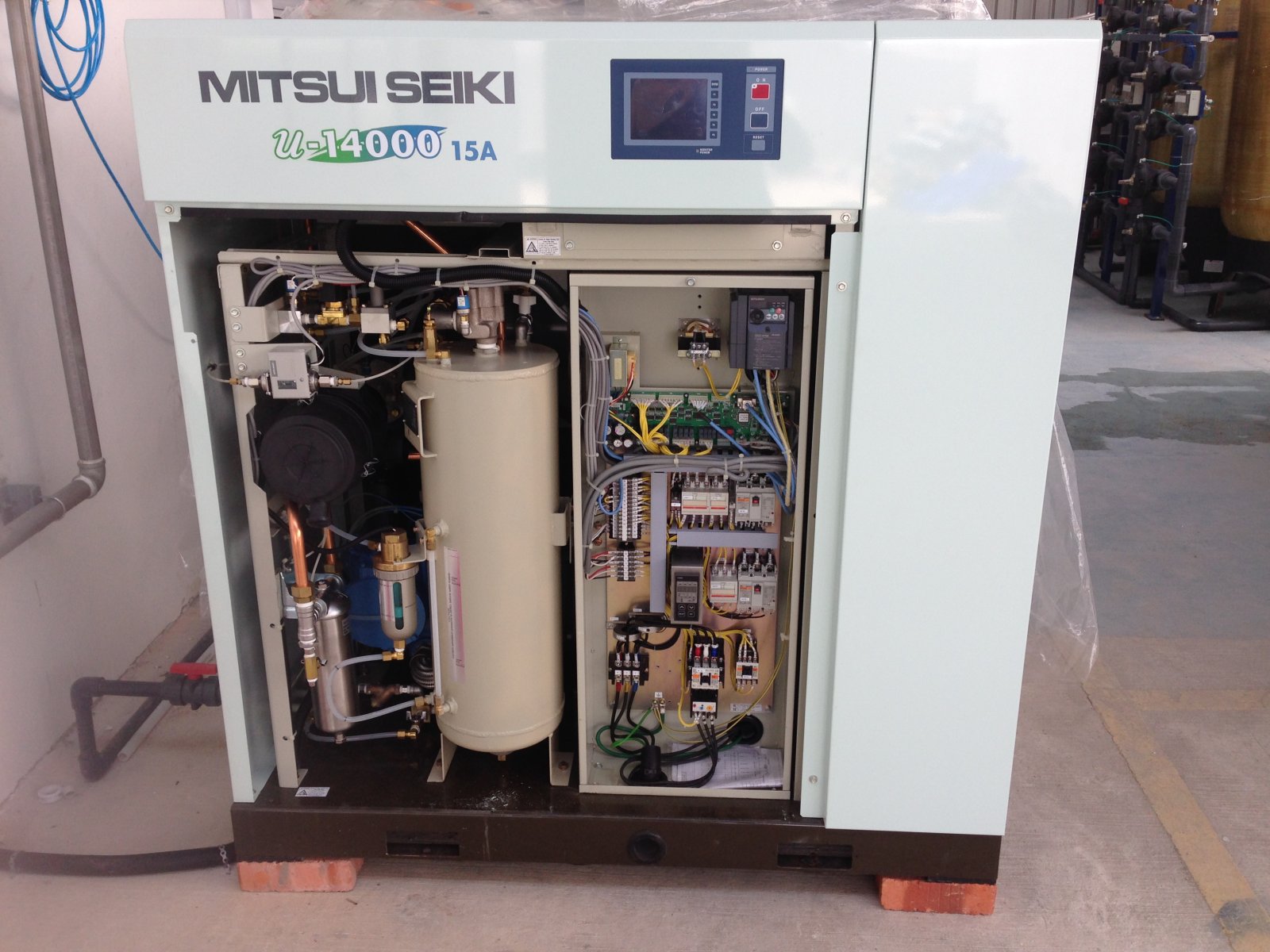 Mitsui Seiki Oil Free Air Compressor u-14015A