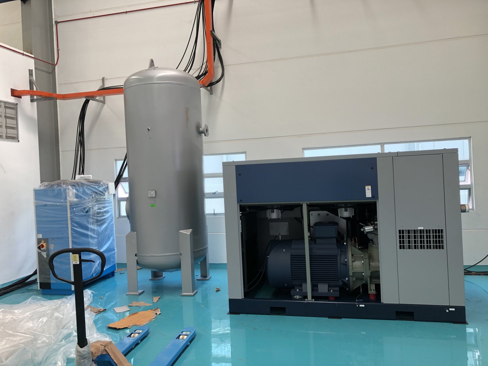 New Installation 150 HP Kobelco Air Compressor System