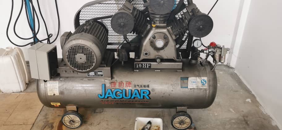 10 HP JAGUAR Air Compressor 