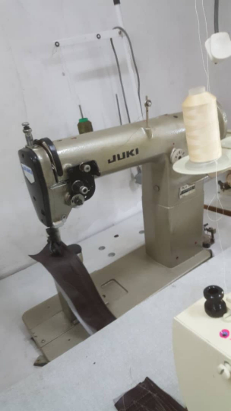 INDUSTRIAL SEWING SHOES BAG MACHINE 