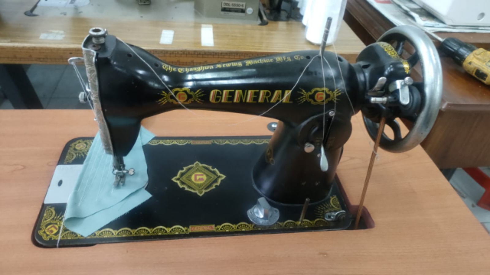 SECOND HAND ANTIQUE SEWING MACHINE Johor Bahru, JB, Malaysia Supply