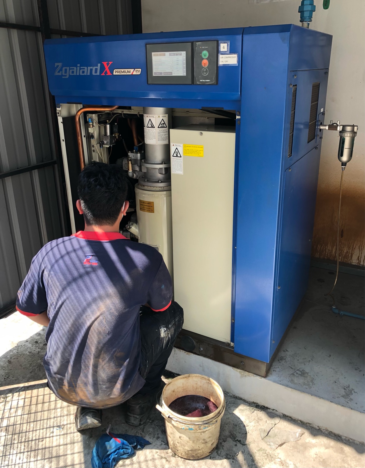 Service Screw Air Compressor 