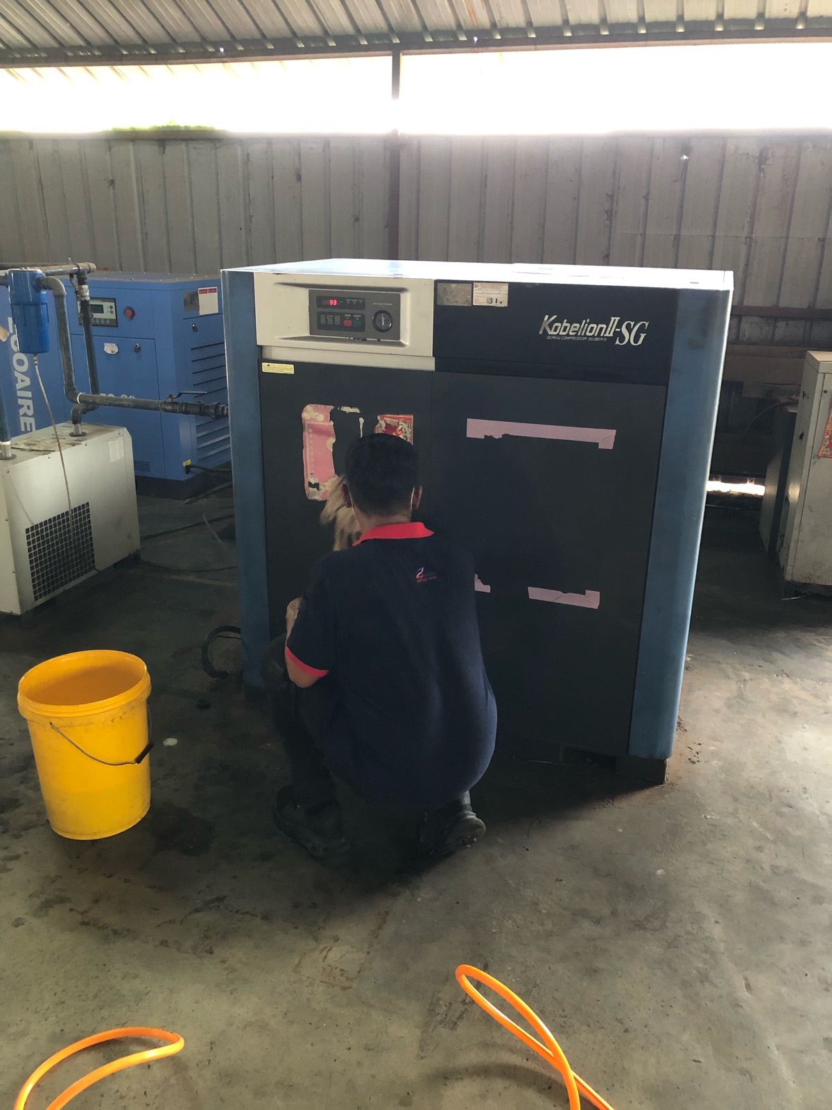 Service Kobelion Air Compressor 