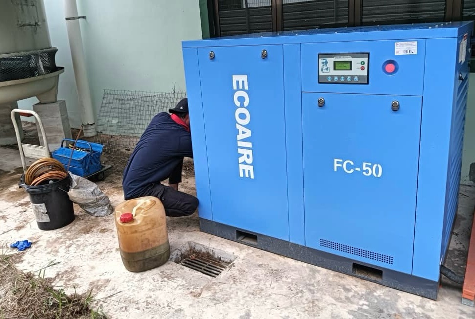 Service 50 HP ECOAIRE Air Compressor FC-50