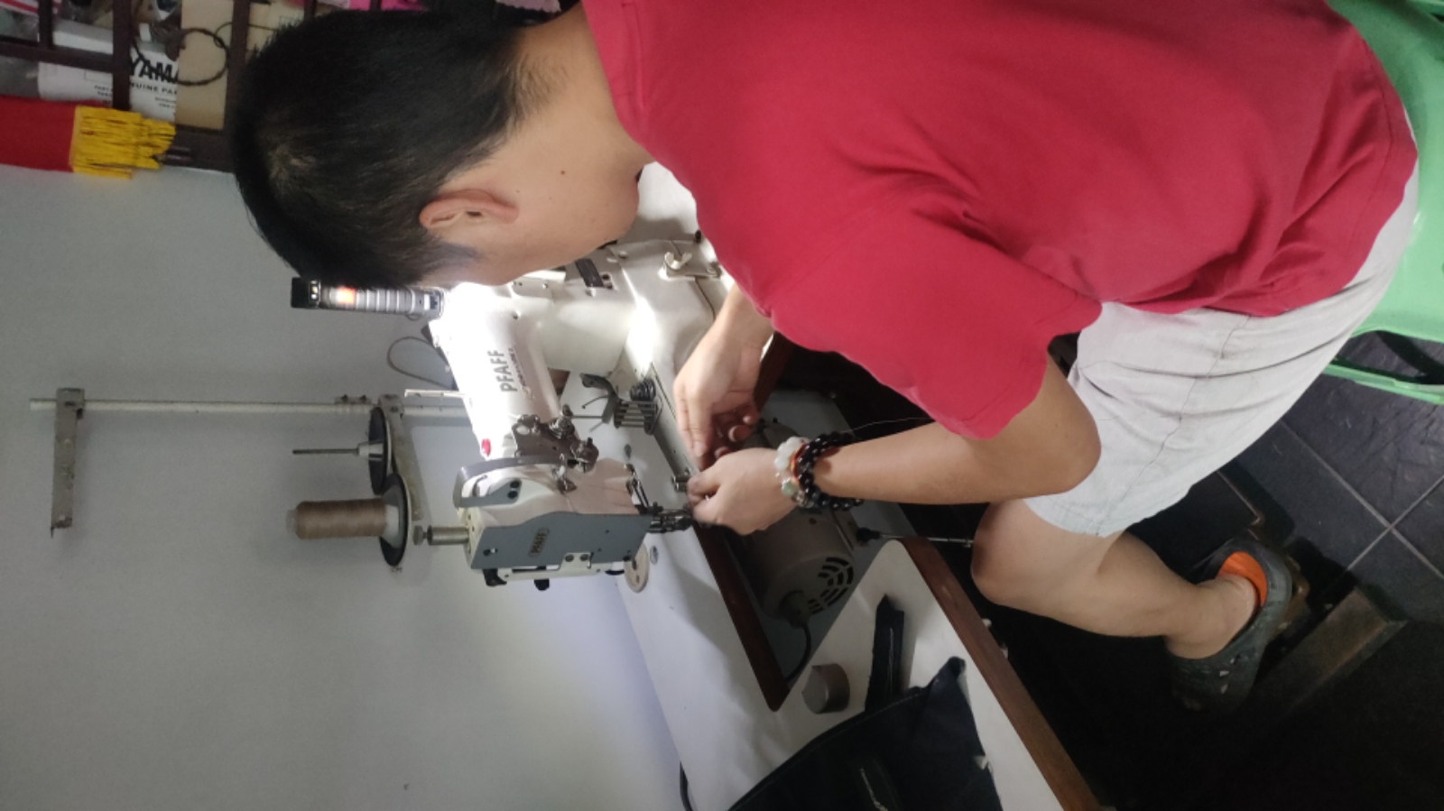DELIVER SEWING MACHINE