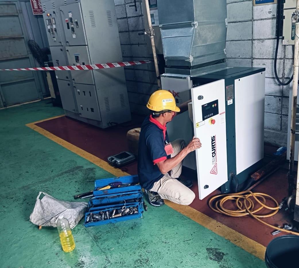 Service FSCURTIS Air Compressor 