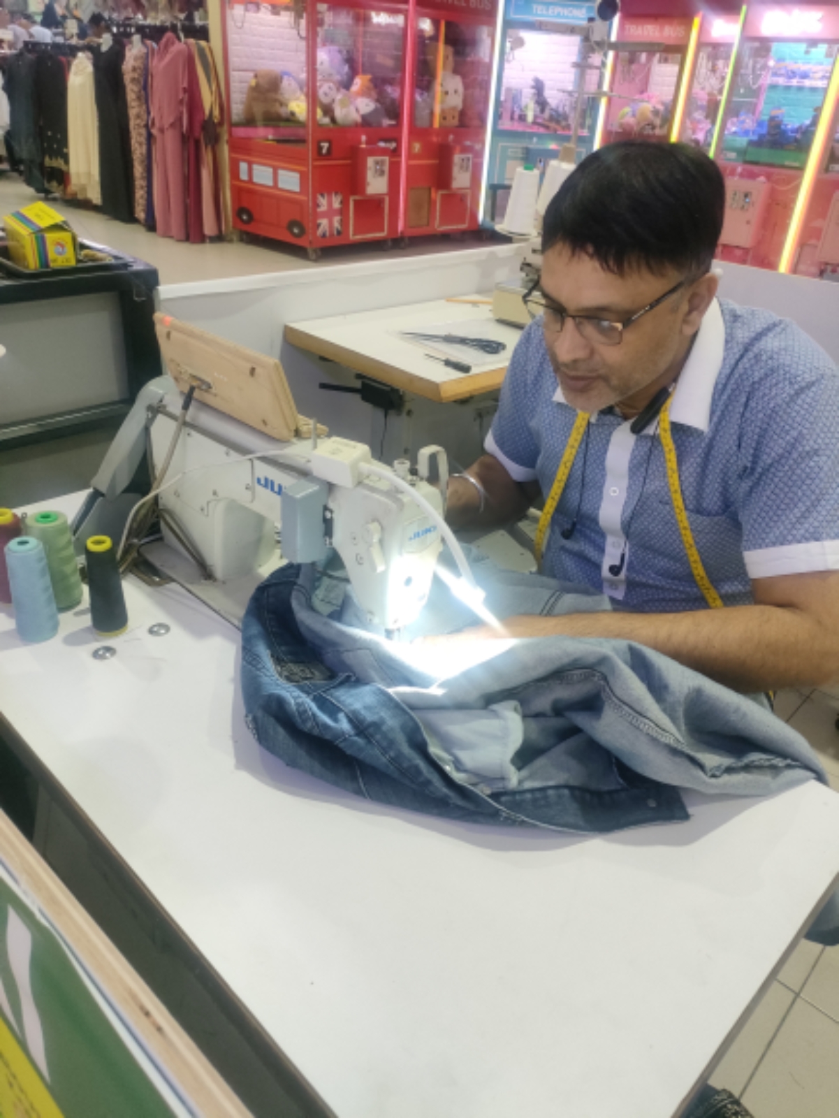 DELIVERY SEWING MACHINE DELIVERY SEWING MACHINE