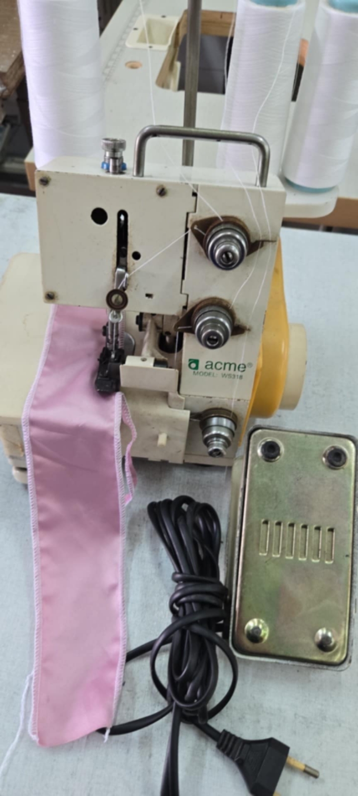 ACME OVERLOCK SEWING MACHINE ACME OVERLOCK SEWING MACHINE