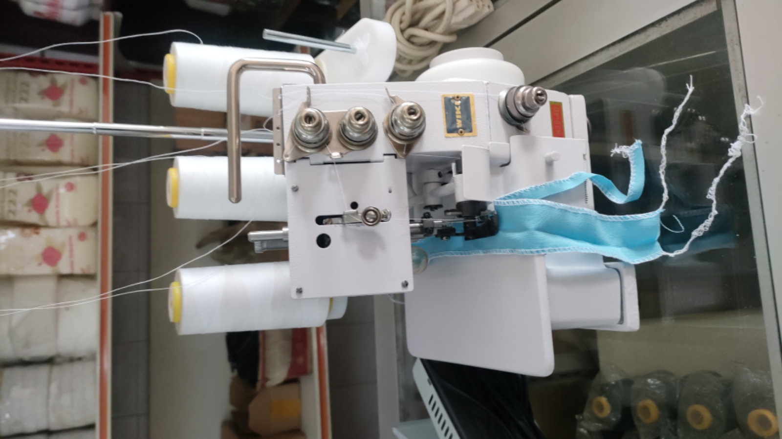 PORTABLE OVERLOCK SEWING MACHINE PORTABLE OVERLOCK SEWING MACHINE