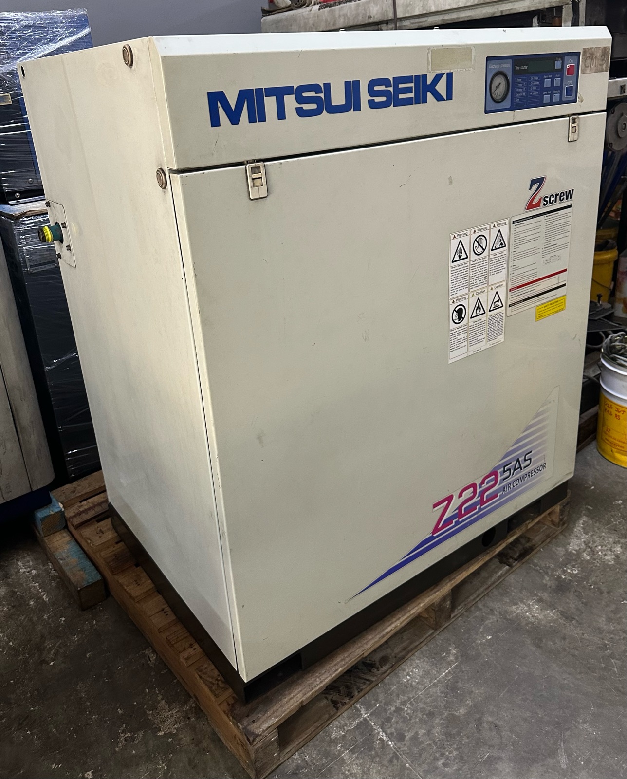 Rental 30 HP Mitsui Seiki Air Compressor Z225AS2 