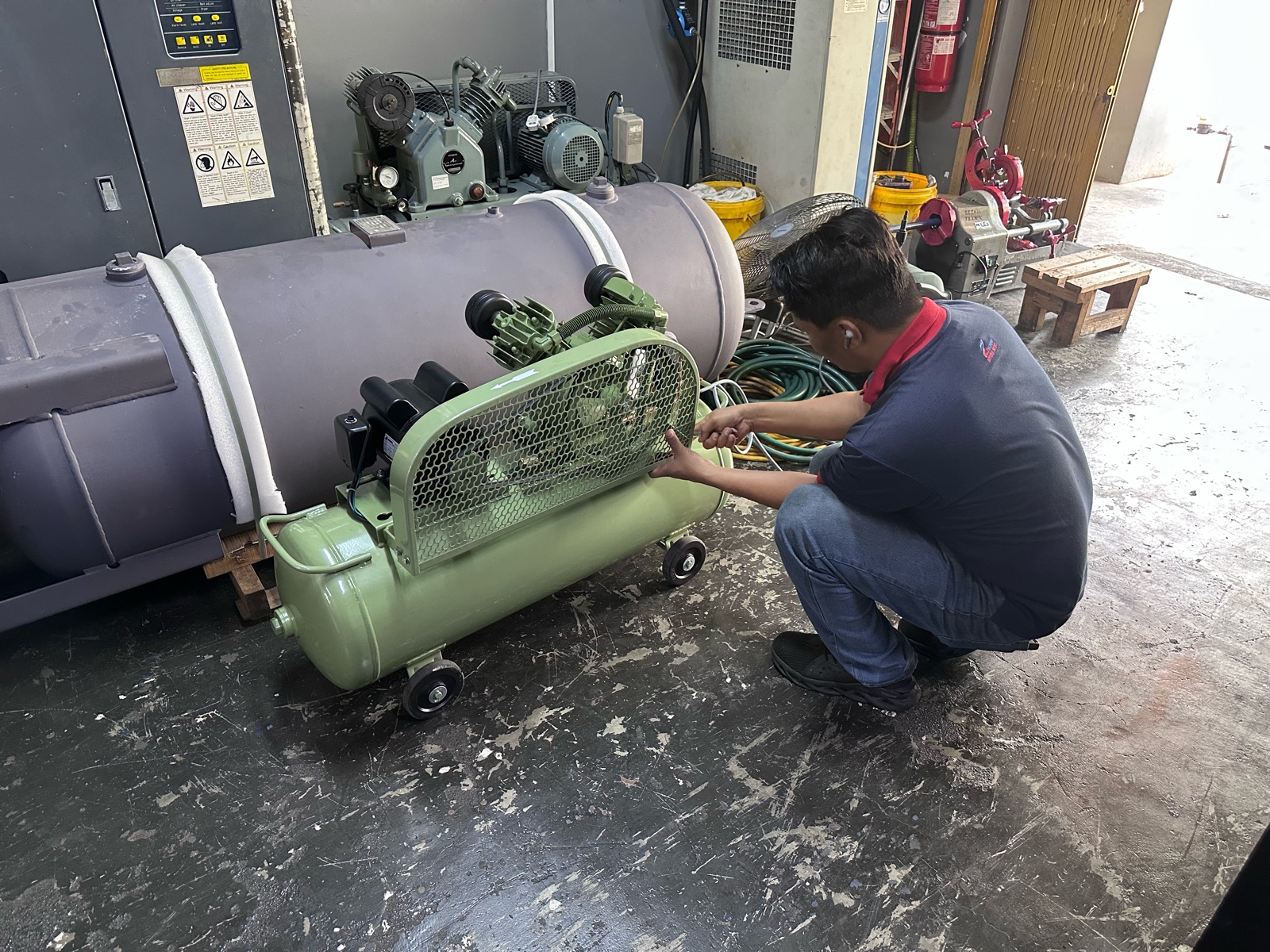 Testing And Commissioning Piston Air Compressor 