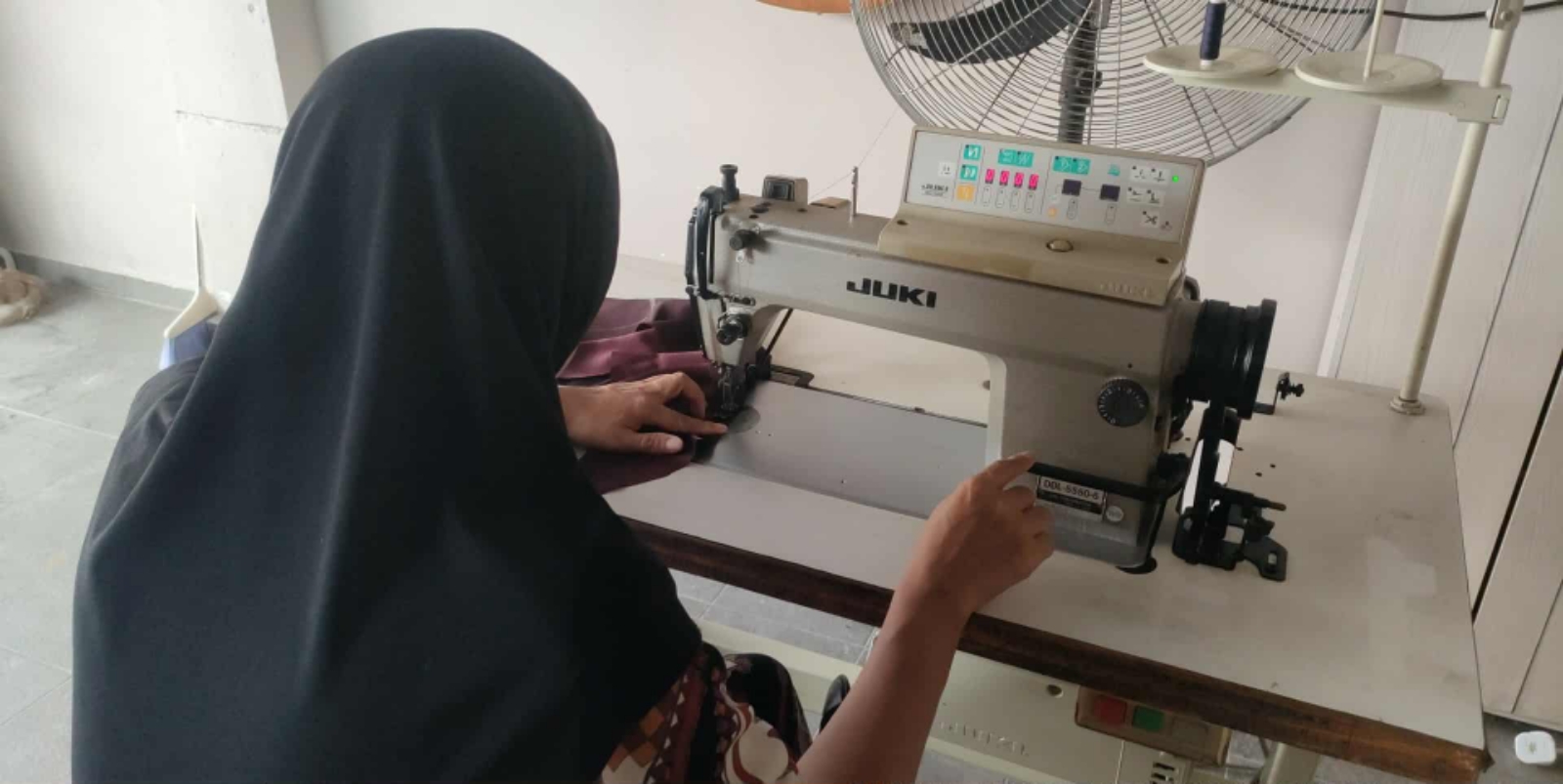 DELIVERY SEWING MACHINE JUKI