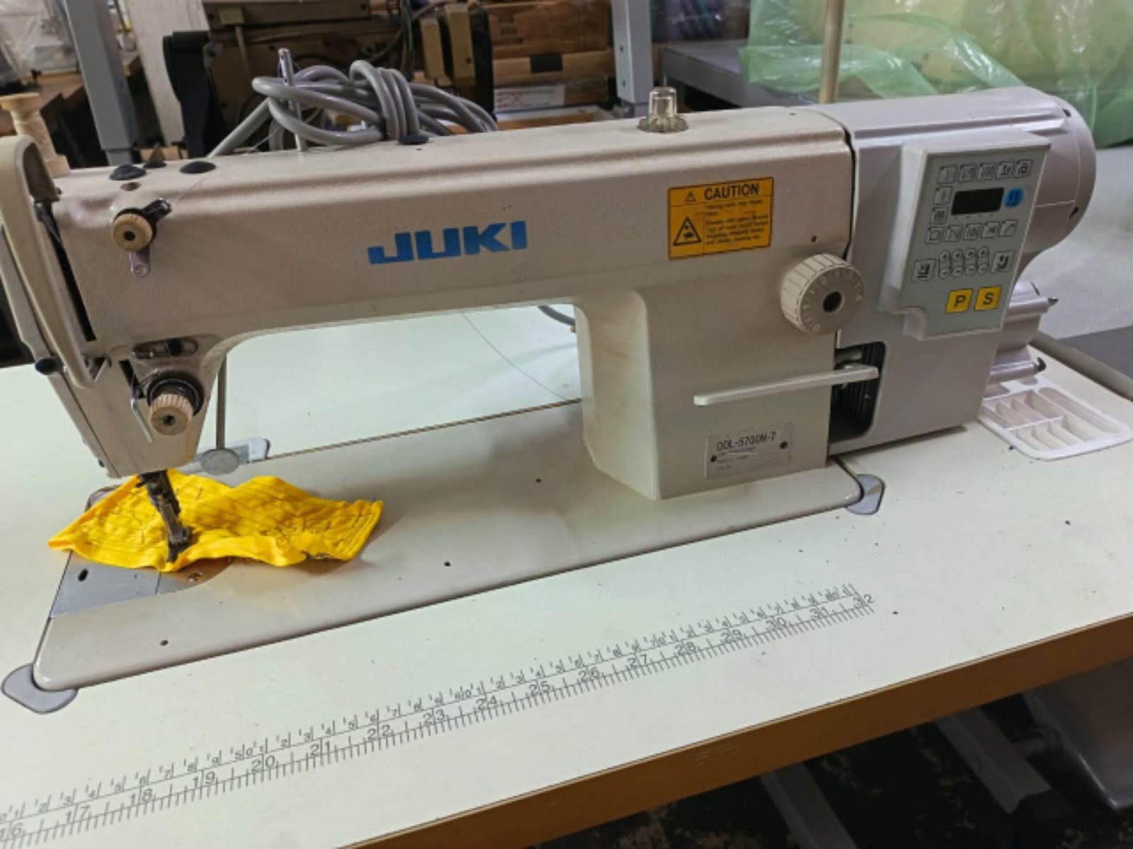 JUKI SEWING MACHINE