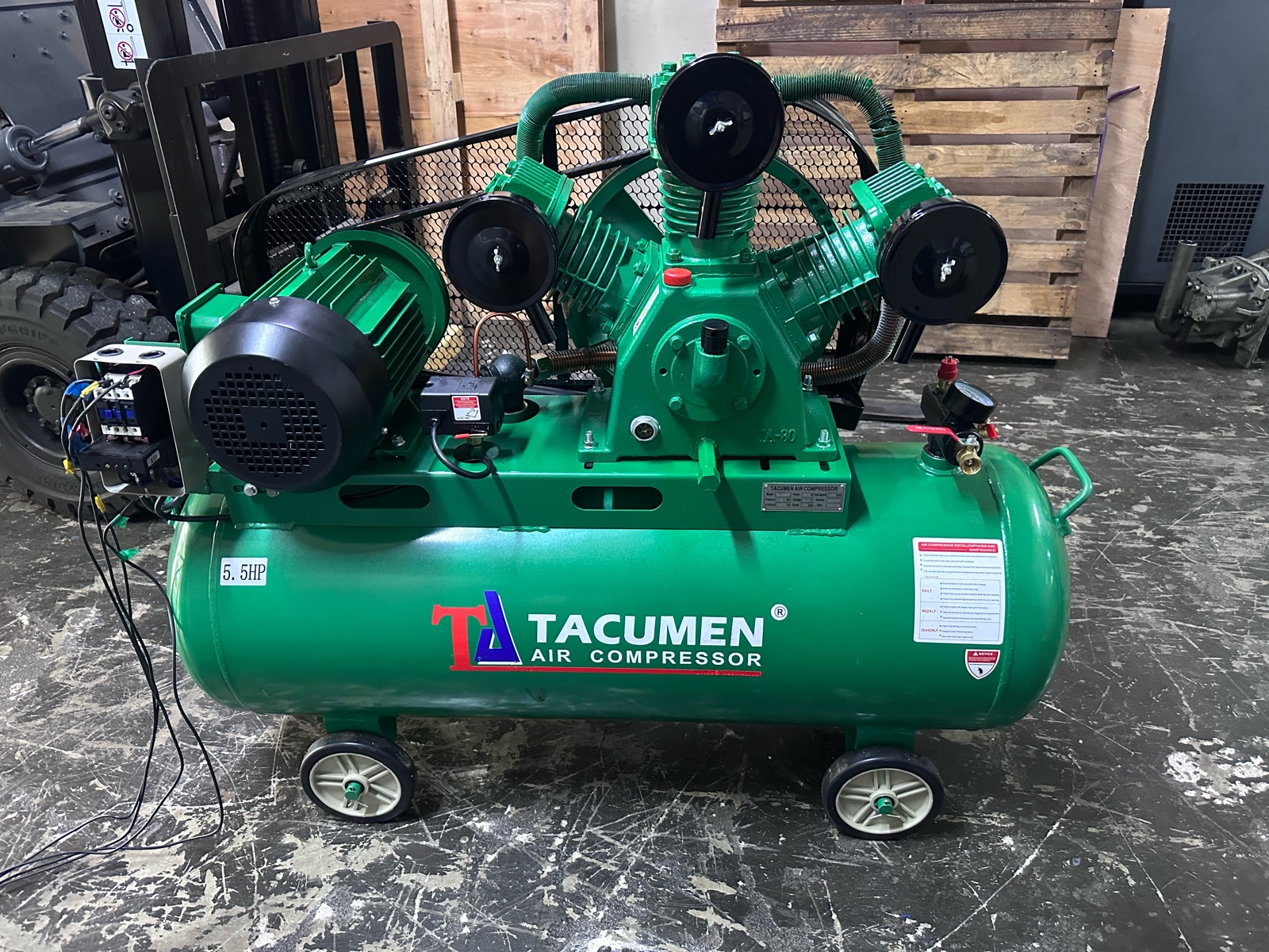 Tacumen 5 HP Air Compressor TA-55LT
