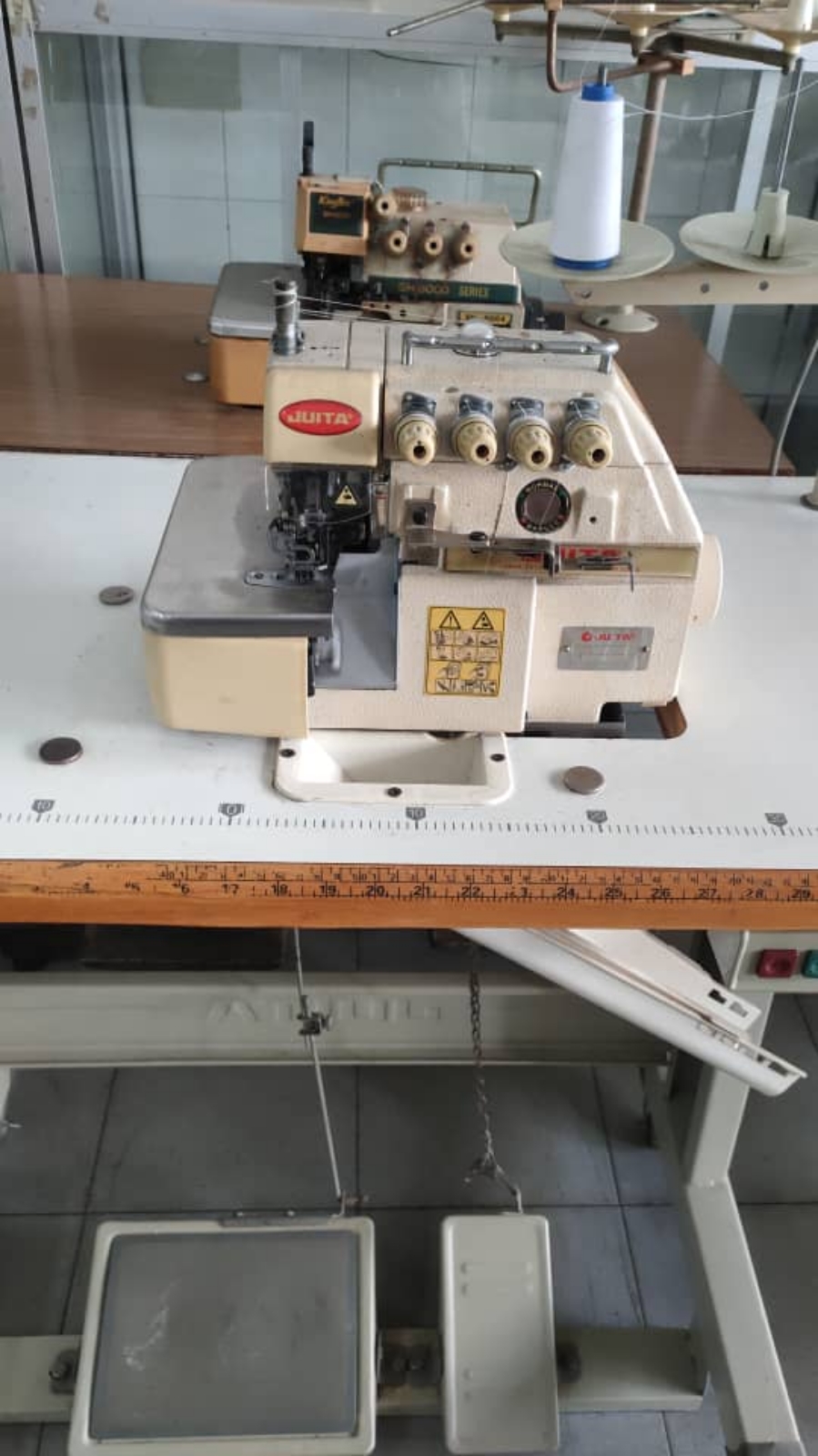 SECOND HAND INDUSTRIAL OVERLOCK SEWING MACHINE SECOND HAND INDUSTRIAL OVERLOCK SEWING MACHINE