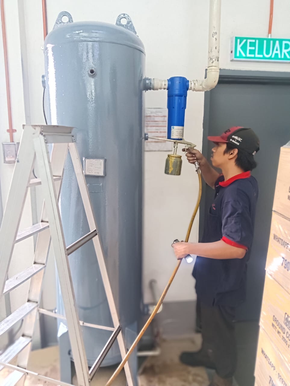 Service Vertical Air Receiver Tank 