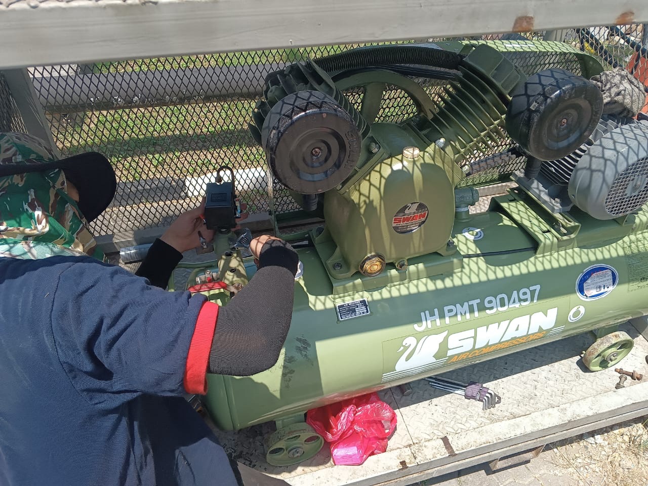 Service Swan Air Compressor 