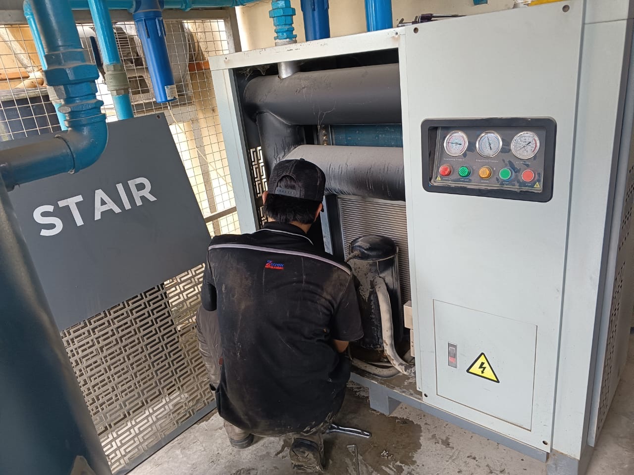 Service 100 HP STAIR Air Dryer 